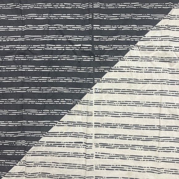 Handkerchief - Picture 3 of 3